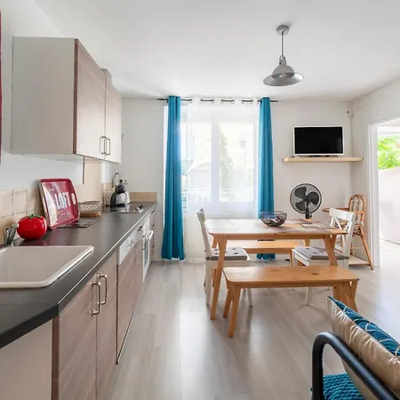 Prázdninový dům Maison Avec Terrasse *