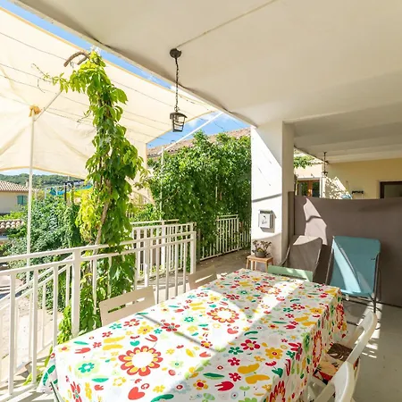 Maison Avec Terrasse Cavillargues